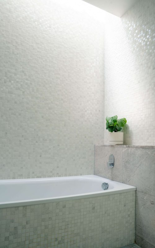 fluit studio bathtub sunlight bathroom best renovation architects northcote